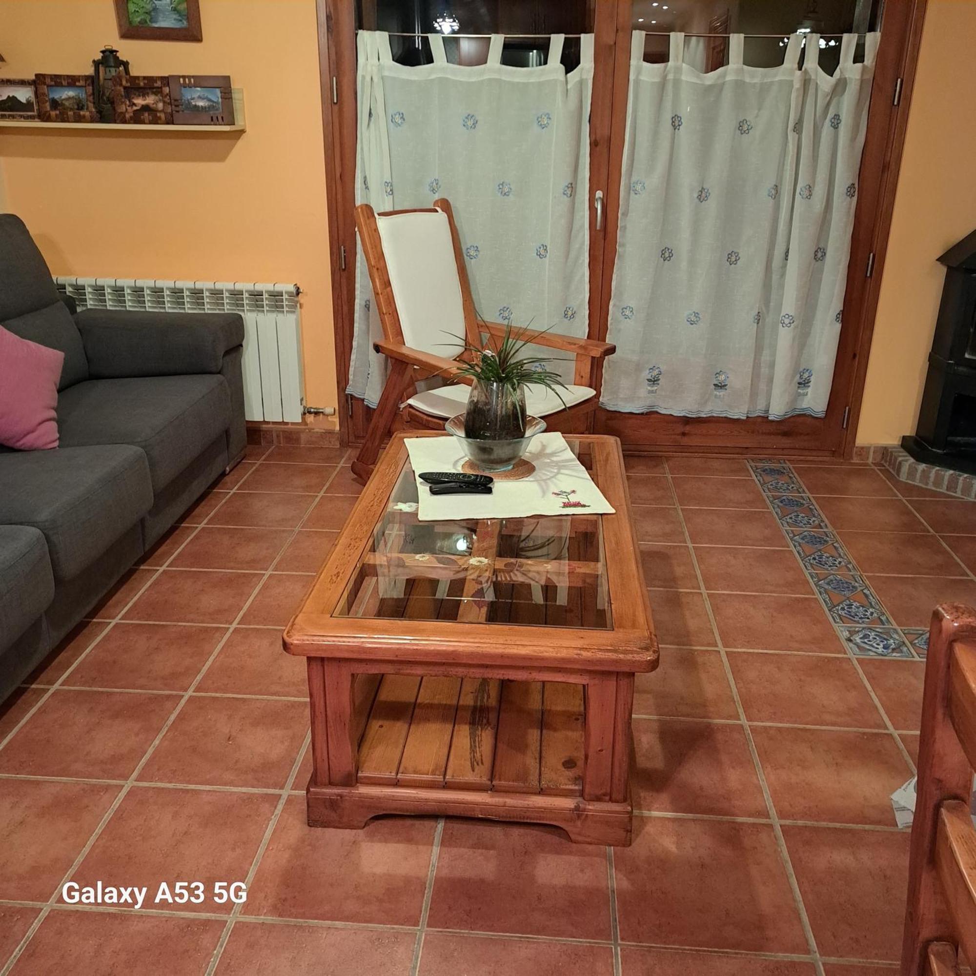 Appartamento Ensija Pedraforca Saldés Esterno foto
